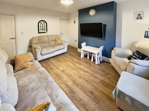 Lounge- click for photo gallery